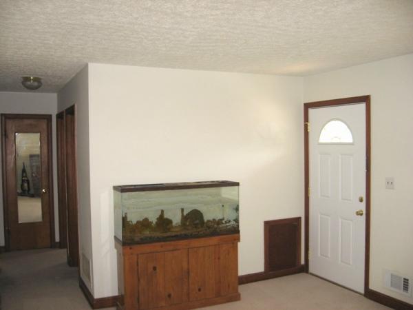 2031 Meadowbrook Road Northwest Roanoke, VA 24017 - Photo 2 of 5