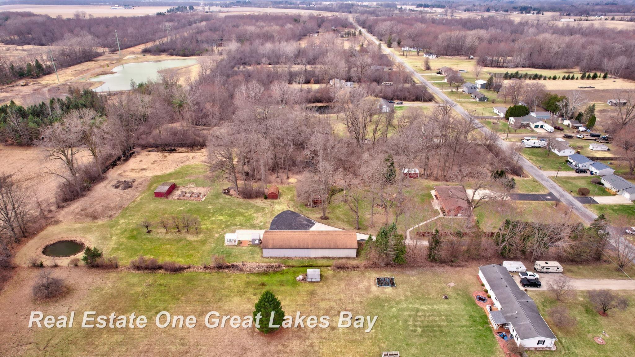 7205 Trinklein Road Saginaw, MI 48609 - Photo 74 of 81 50202618-14007516-c629-444e-a9ea-a8f363f112e5.JPG