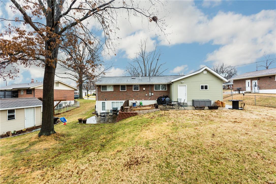 810 Ricewood Drive St. Louis, MO 63129 - Photo 25 of 26 Gallery Image 25