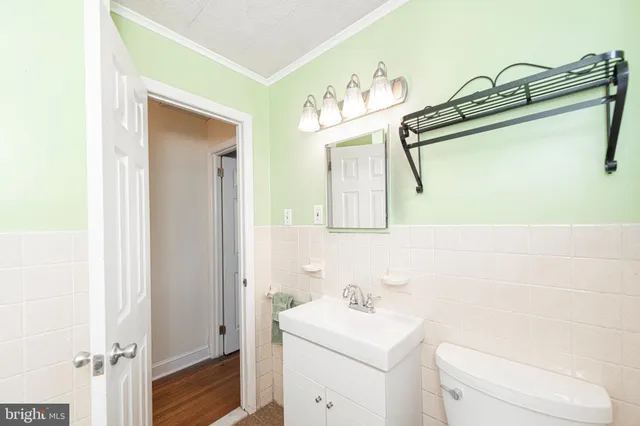 $425,000 | 743 Penn Avenue, Glenside, PA 19038