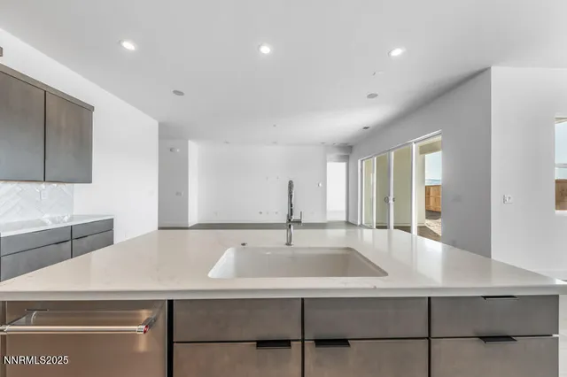 $699,000 | 7505 Fallen Grove Lane, Unit SAGE MEADOW 73, Sparks, NV 89436