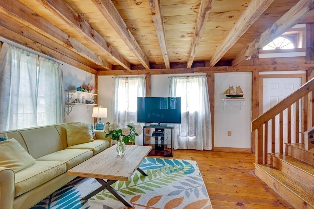 108 Van Norden Road Reading, MA 01867 - Photo 11 of 30 Gallery Image 11