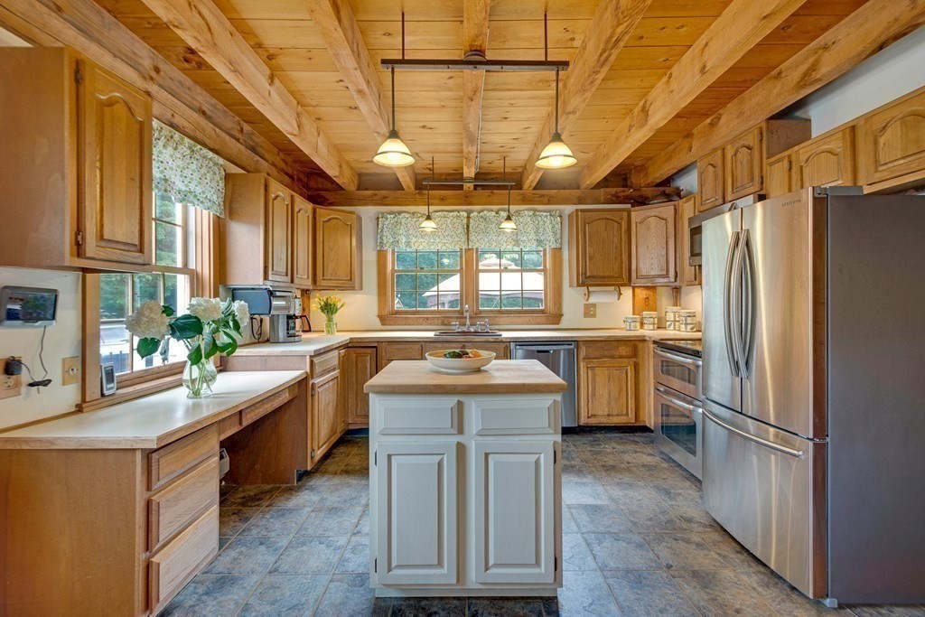 108 Van Norden Road Reading, MA 01867 - Photo 3 of 30 Gallery Image 3