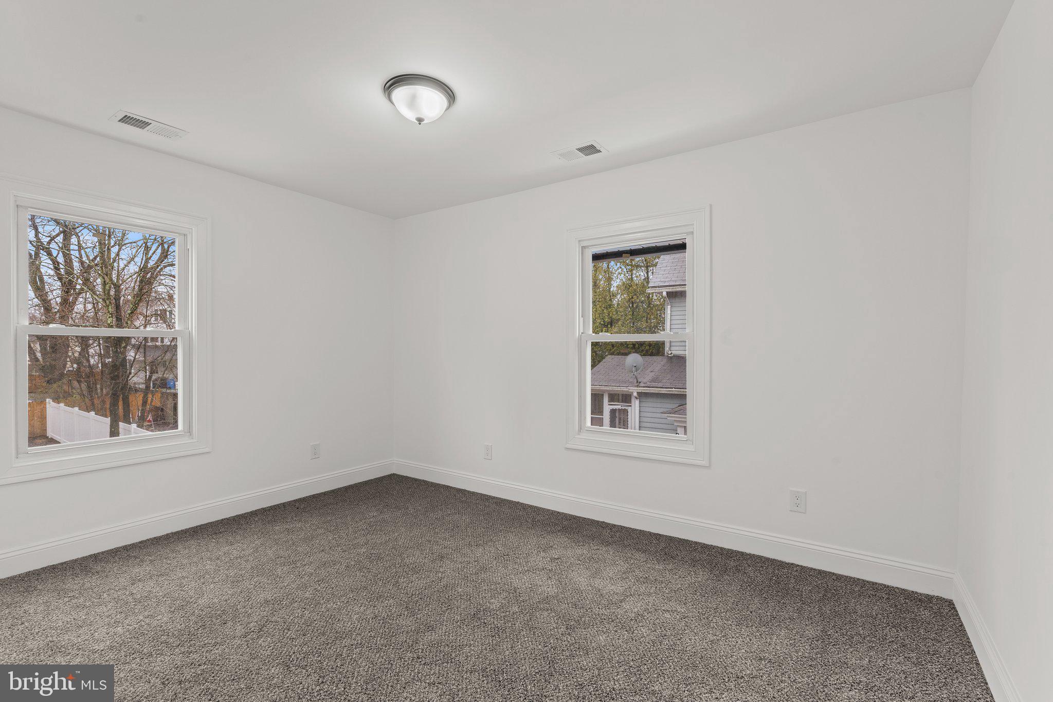 126 West Center Street Clayton, NJ 08312 - Photo 21 of 35