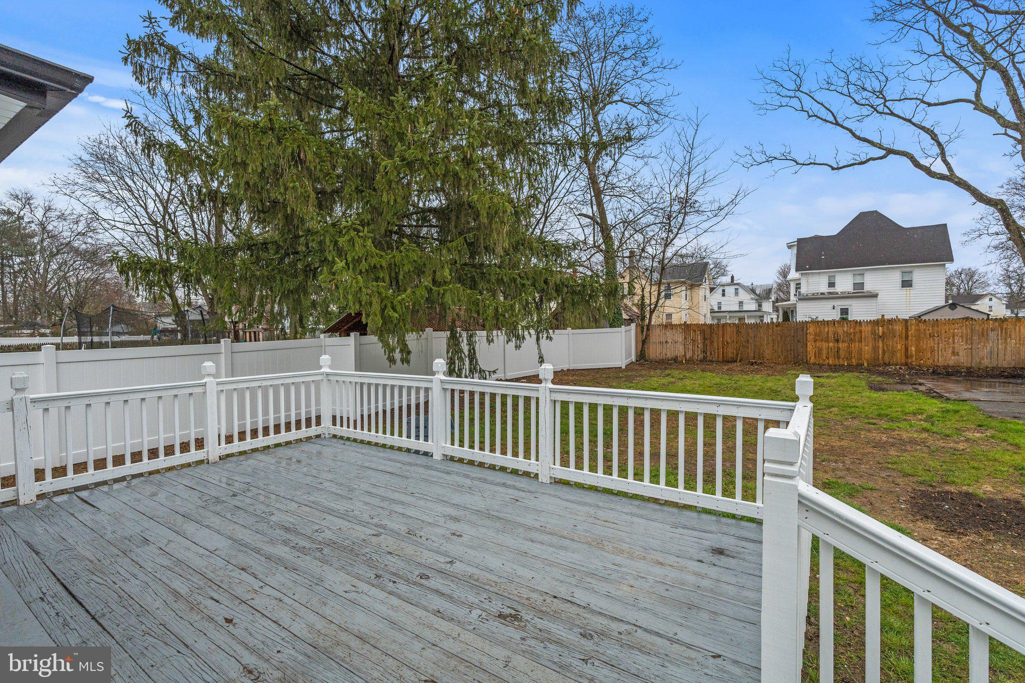 126 West Center Street Clayton, NJ 08312 - Photo 31 of 35