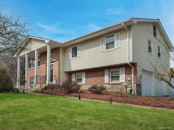 $745,000 | 7 Renie Lane, Blauvelt, NY 10913