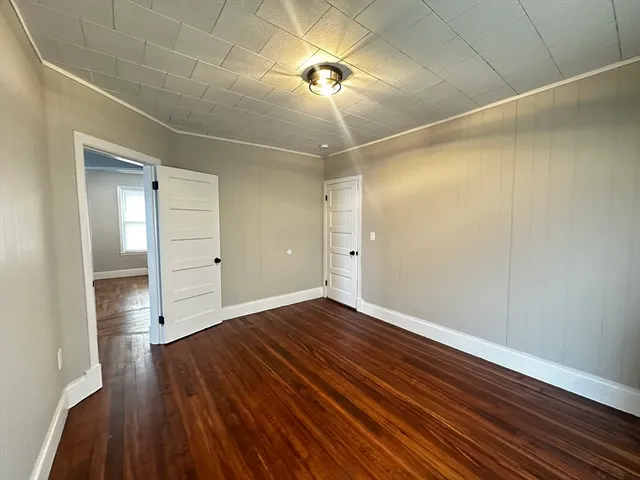 $2,400 | 32 Somerset Street, Unit 2, Springfield, MA 01108