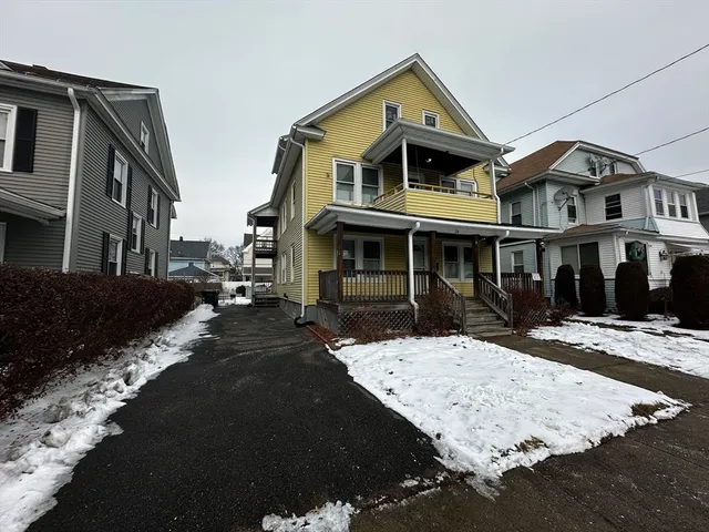 $2,400 | 32 Somerset Street, Unit 2, Springfield, MA 01108