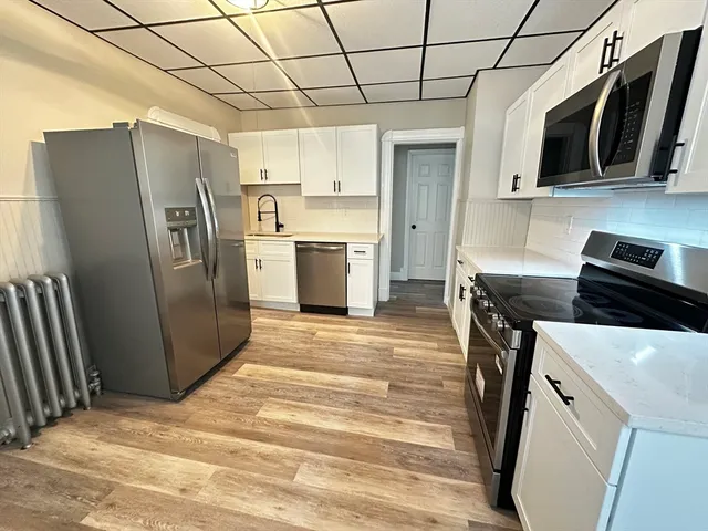 $2,400 | 32 Somerset Street, Unit 2, Springfield, MA 01108