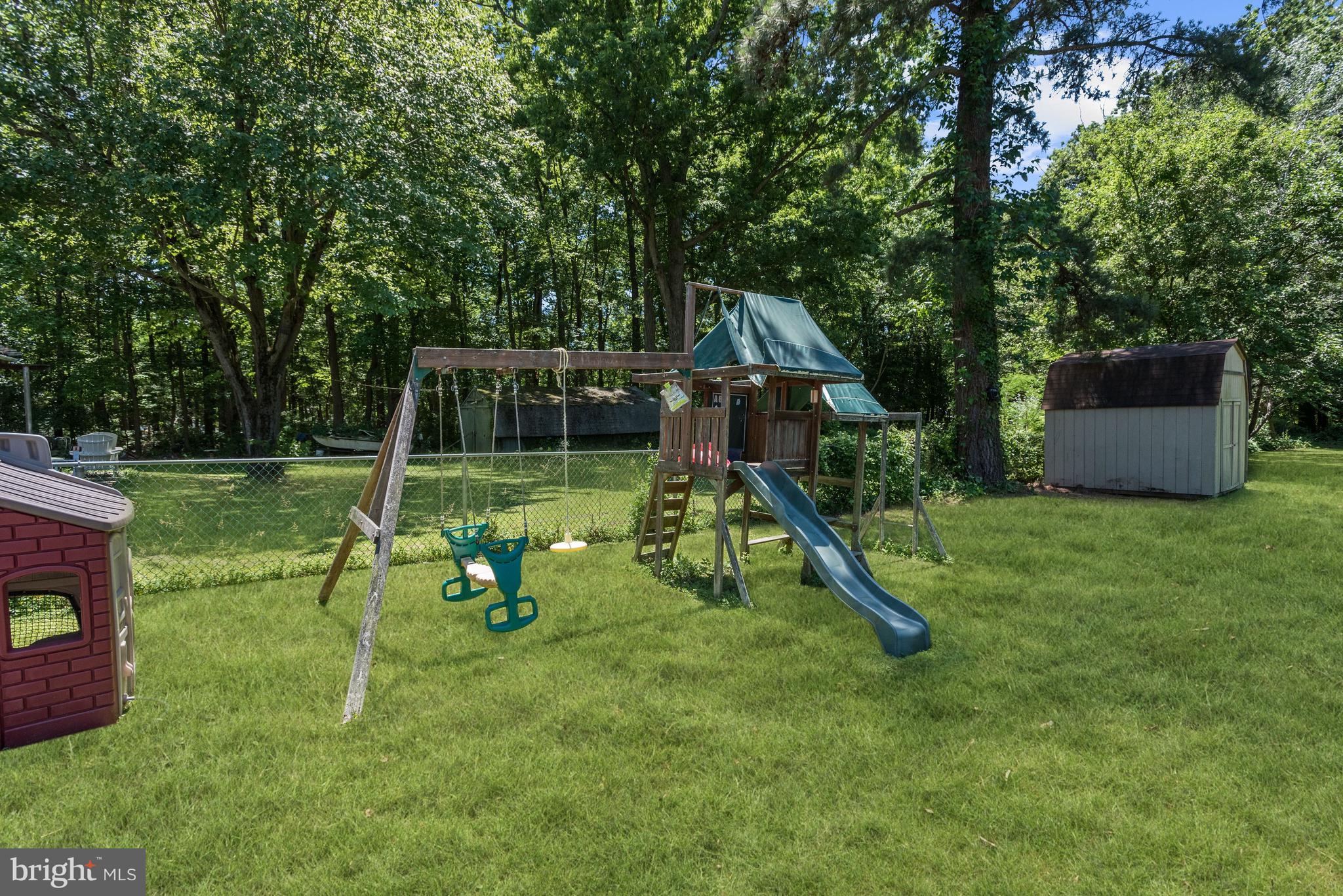 710 Sue Grove Road Essex, MD 21221 - Photo 21 of 32 Rear Yard