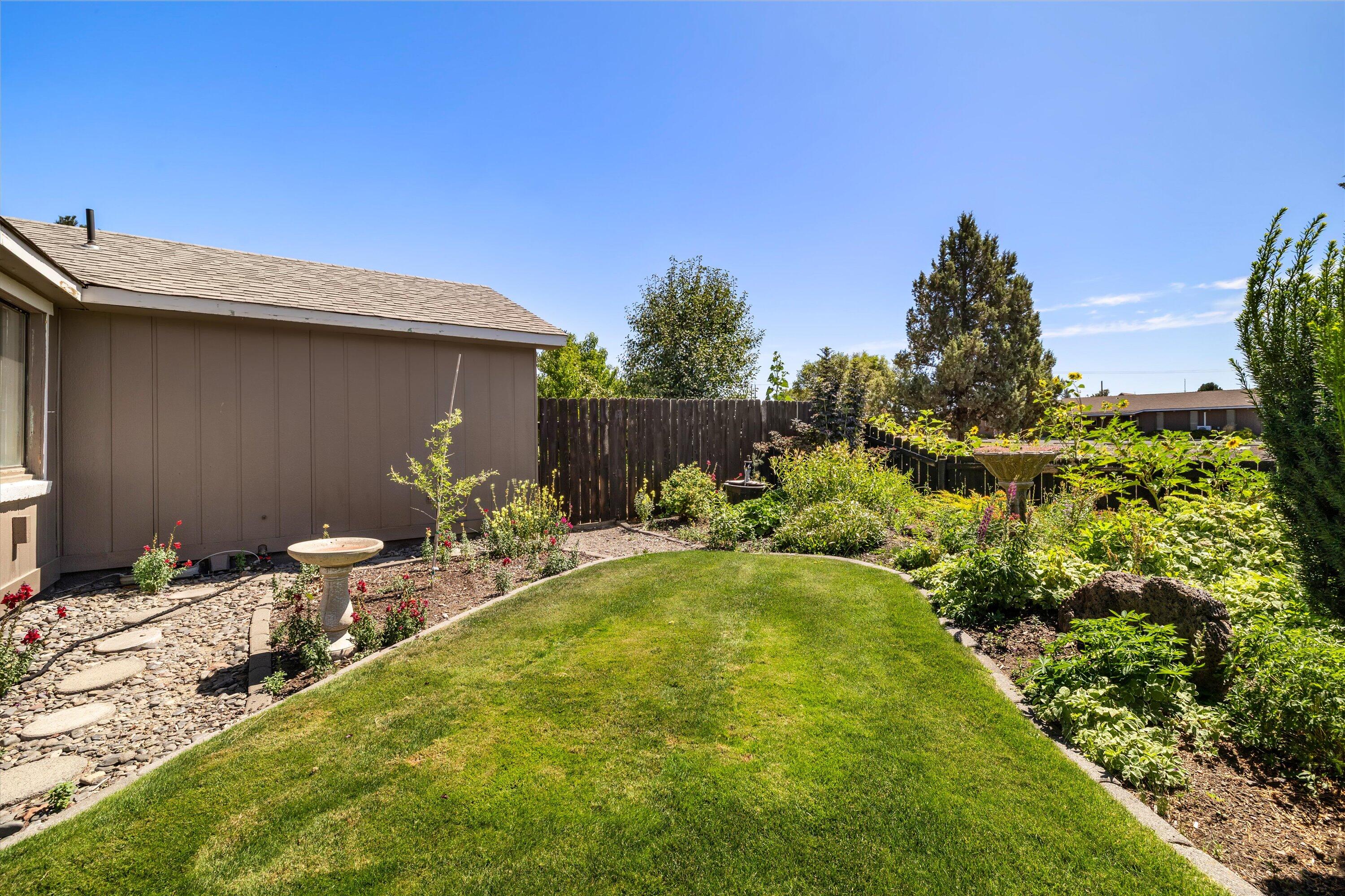 711 Southwest 3rd Street Madras, OR 97741 - Photo 45 of 56 45-20250814 JILL ROSELL-41