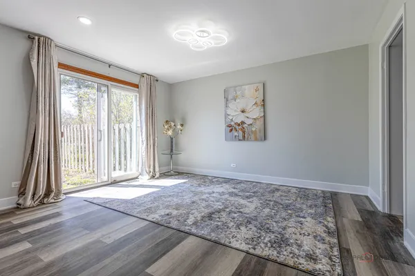 $429,000 | 851 Sutton Court, Lincolnshire, IL 60069