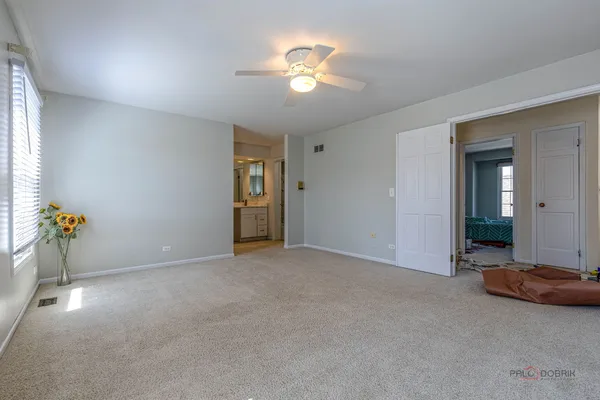 $429,000 | 851 Sutton Court, Lincolnshire, IL 60069