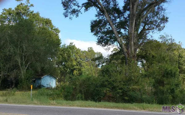 $2,600,000 | 8611 Florida Boulevard, Denham Springs, LA 70726