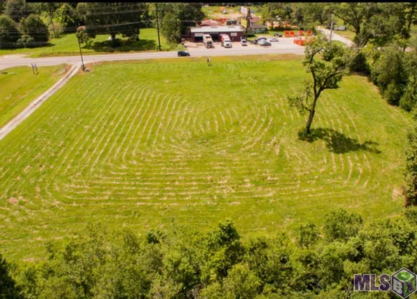 $2,600,000 | 8611 Florida Boulevard, Denham Springs, LA 70726