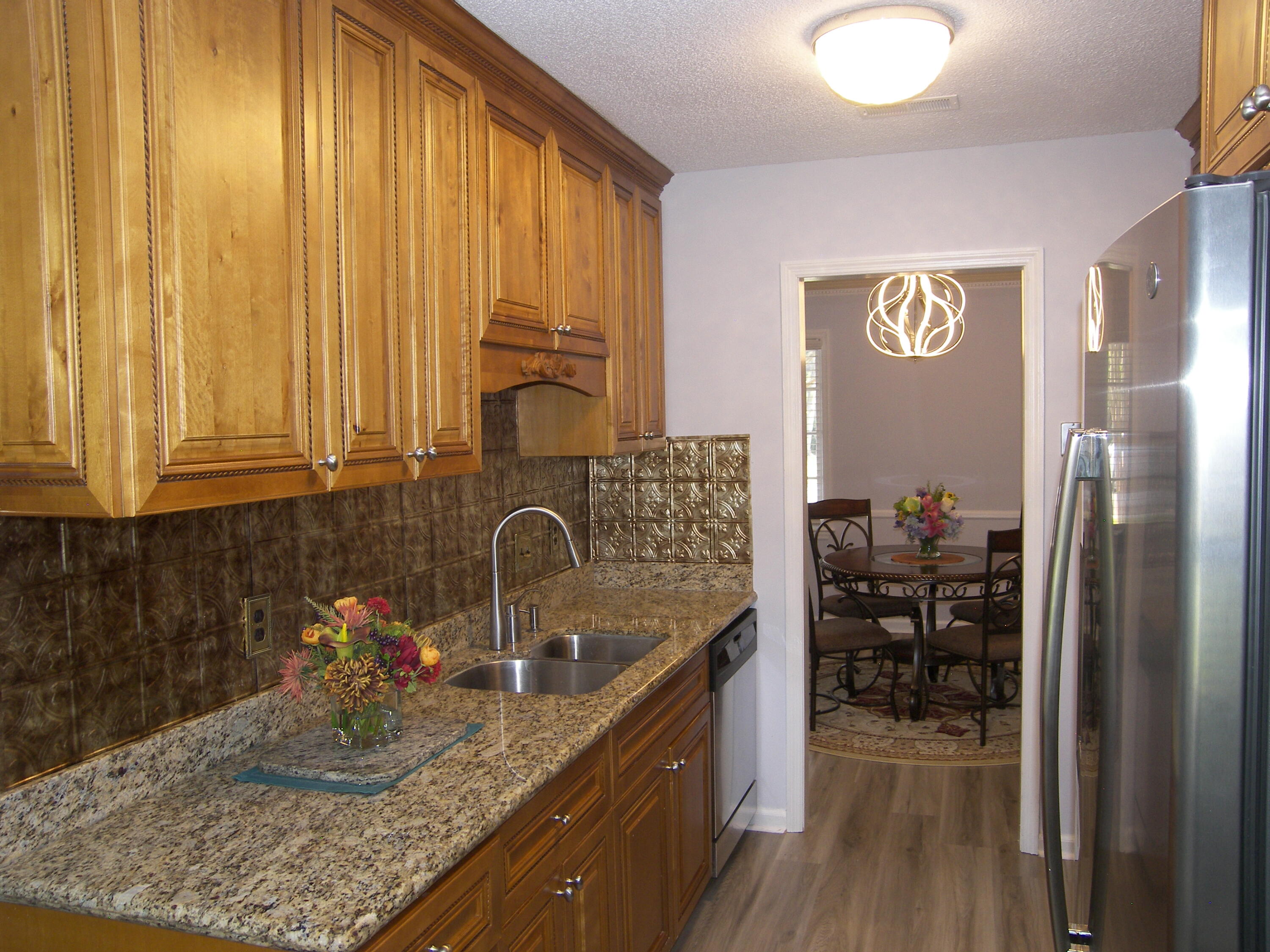 176 Foxborough Road Goose Creek, SC 29445 - Photo 9 of 31 KitchenTwo3