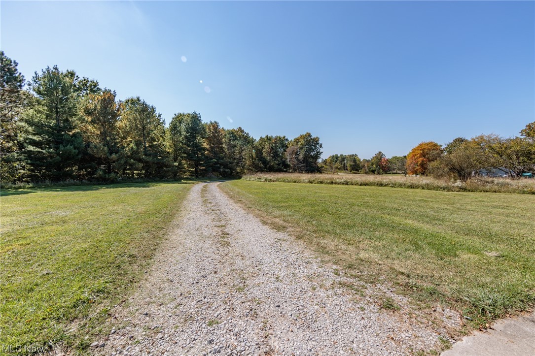 2599 Ridge Road Hinckley, OH 44233 - Photo 32 of 33 long gravel driveway