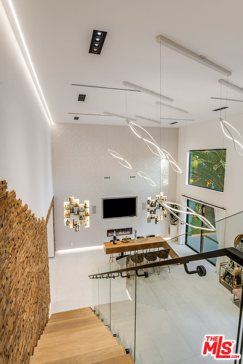 25879 Chalmers Place Calabasas, CA 91302 - Photo 25 of 54