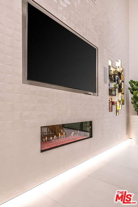 25879 Chalmers Place Calabasas, CA 91302 - Photo 10 of 54