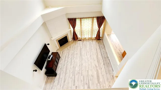 $425,000 | 1871 Emerald Drive, Orefield, PA 18069