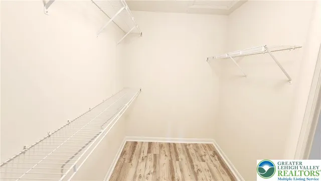 $425,000 | 1871 Emerald Drive, Orefield, PA 18069