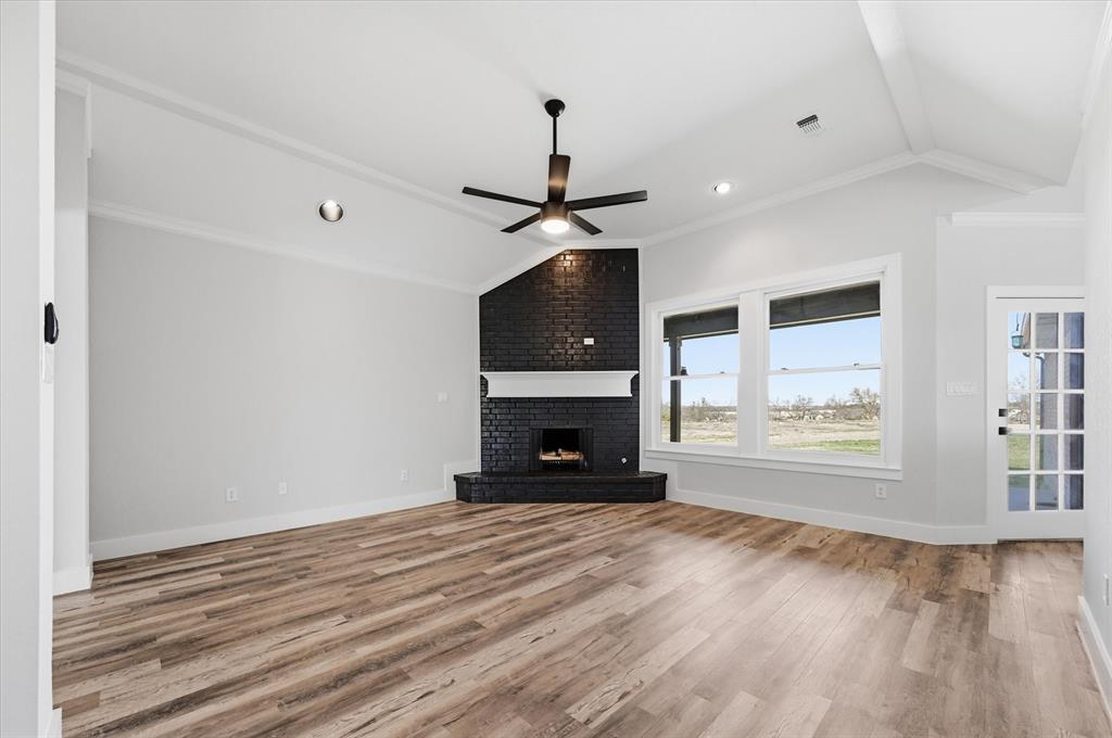 867 Durning Road Van Alstyne, TX 75495 - Photo 7 of 38
