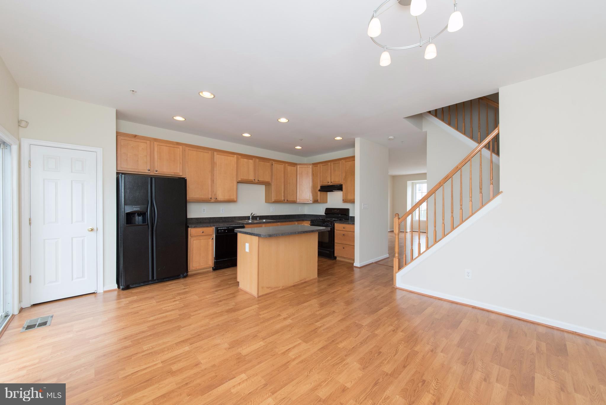 9714 Luguna Road Baltimore, MD 21220 - Photo 8 of 30 Dining Area and Kitchen