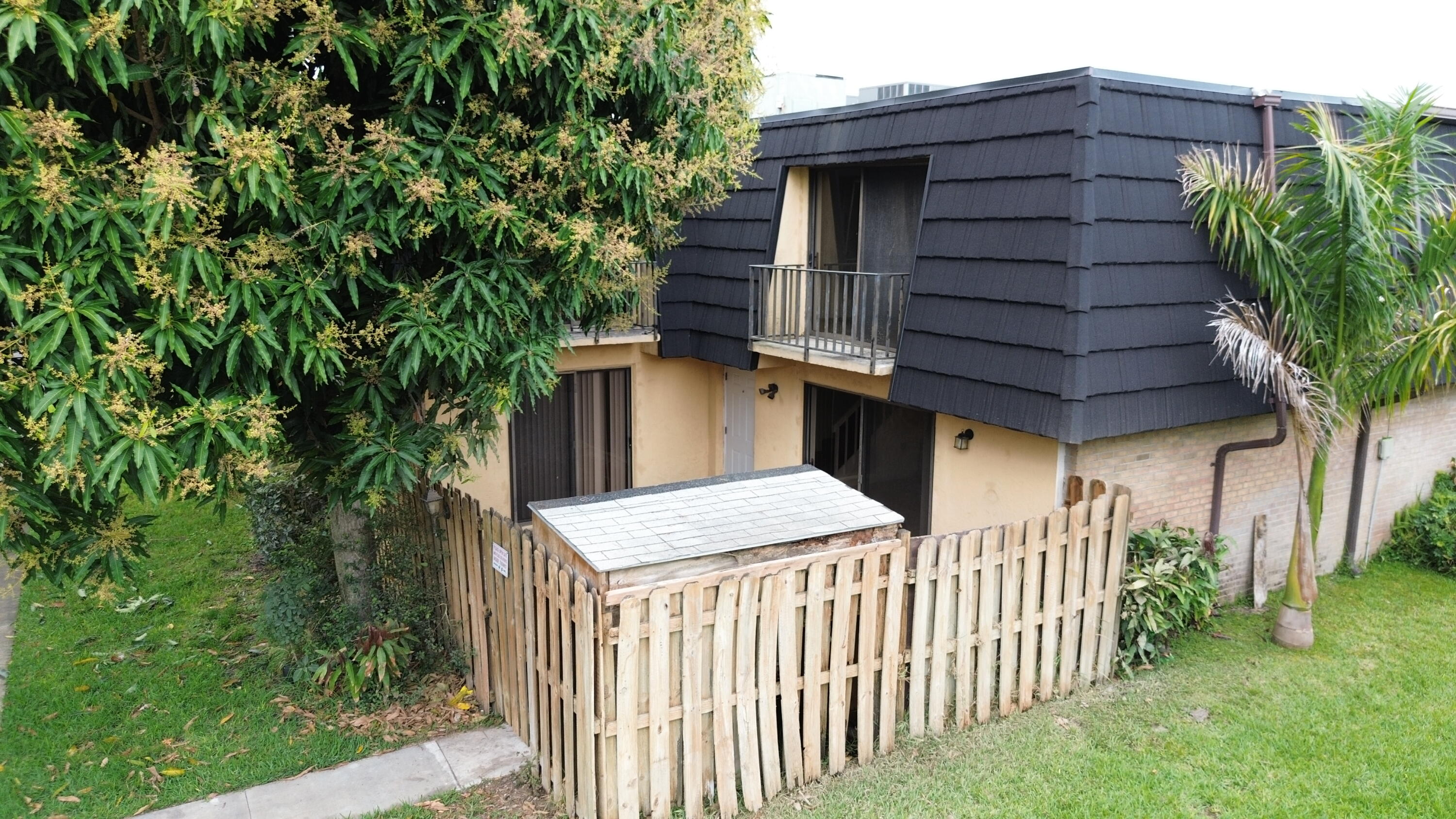 262 Woodland Road Palm Springs, FL 33461 - Photo 3 of 15 DJI_0838