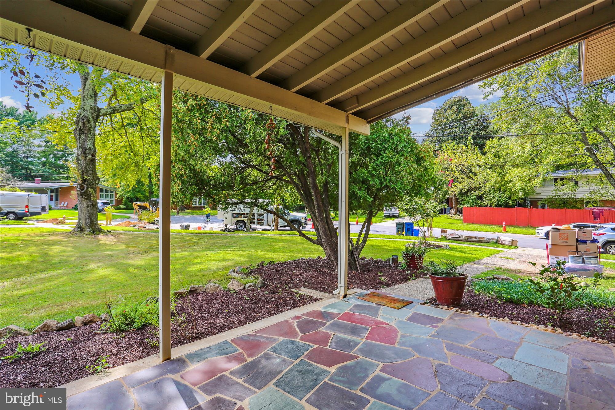 412 Sisson Court Silver Spring, MD 20902 - Photo 3 of 48