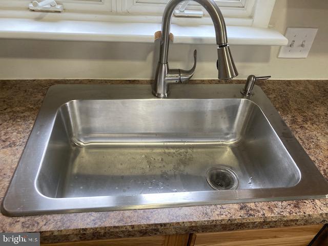 9 Rondon Avenue Berlin, NJ 08009 - Photo 20 of 36 Extra large kitchen sink
