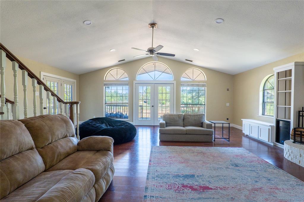 207 Southridge Road Edgewood, TX 75117 - Photo 13 of 19 Gallery Image 13