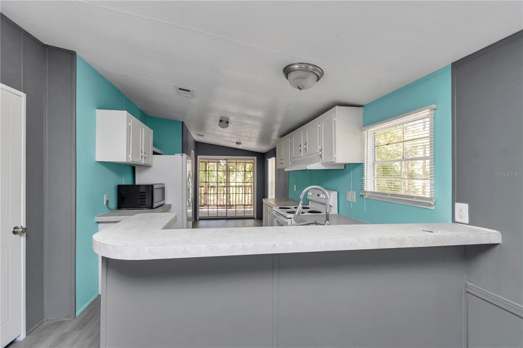 6639 Northeast 94th Avenue Bronson, FL 32621 - Photo 12 of 33