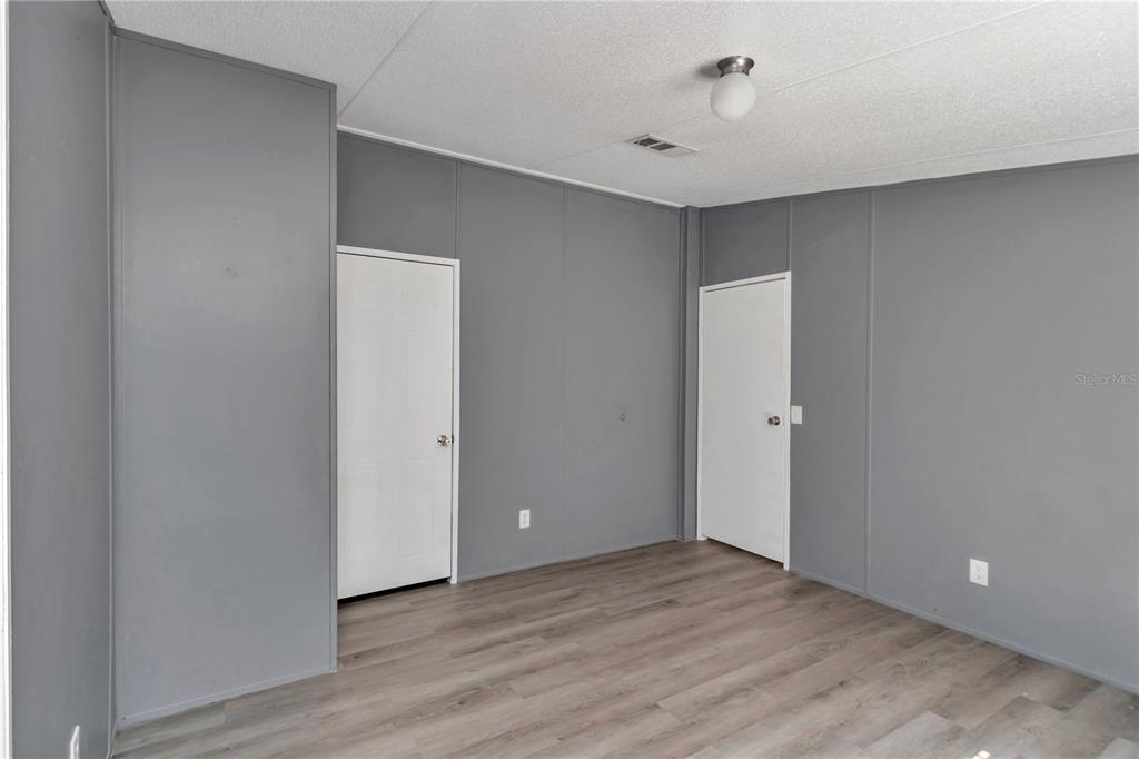 6639 Northeast 94th Avenue Bronson, FL 32621 - Photo 19 of 33