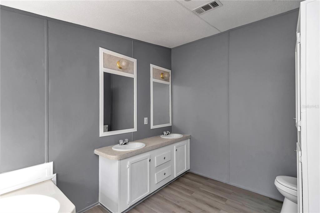6639 Northeast 94th Avenue Bronson, FL 32621 - Photo 21 of 33