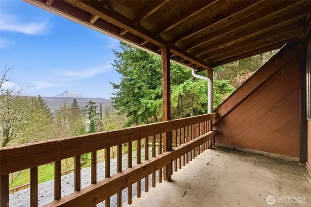 $875,000 | 12425 137th Avenue East, Puyallup, WA 98374