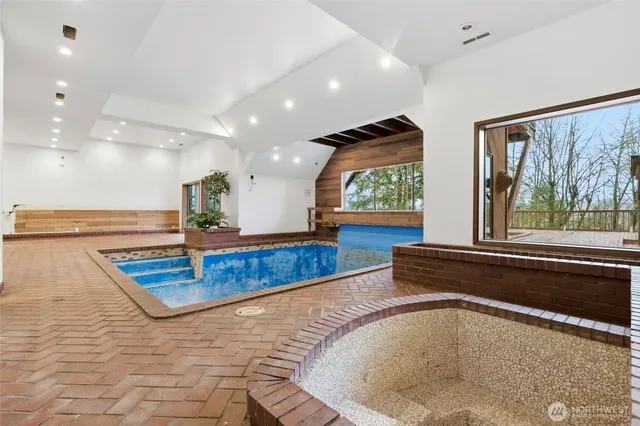 $875,000 | 12425 137th Avenue East, Puyallup, WA 98374