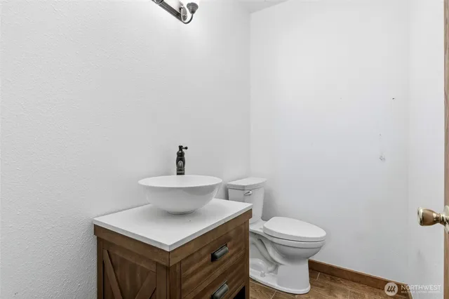 $875,000 | 12425 137th Avenue East, Puyallup, WA 98374