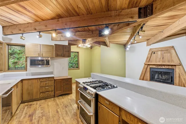 $875,000 | 12425 137th Avenue East, Puyallup, WA 98374