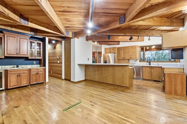 $875,000 | 12425 137th Avenue East, Puyallup, WA 98374