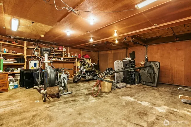 $875,000 | 12425 137th Avenue East, Puyallup, WA 98374