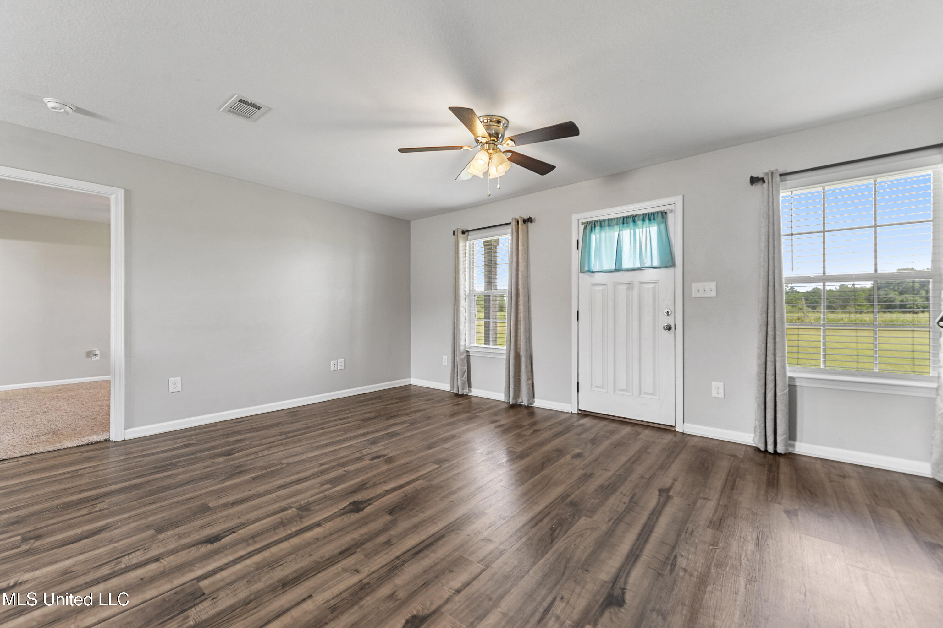 114 Crepemyrtle Lane Lucedale, MS 39452 - Photo 4 of 21 004