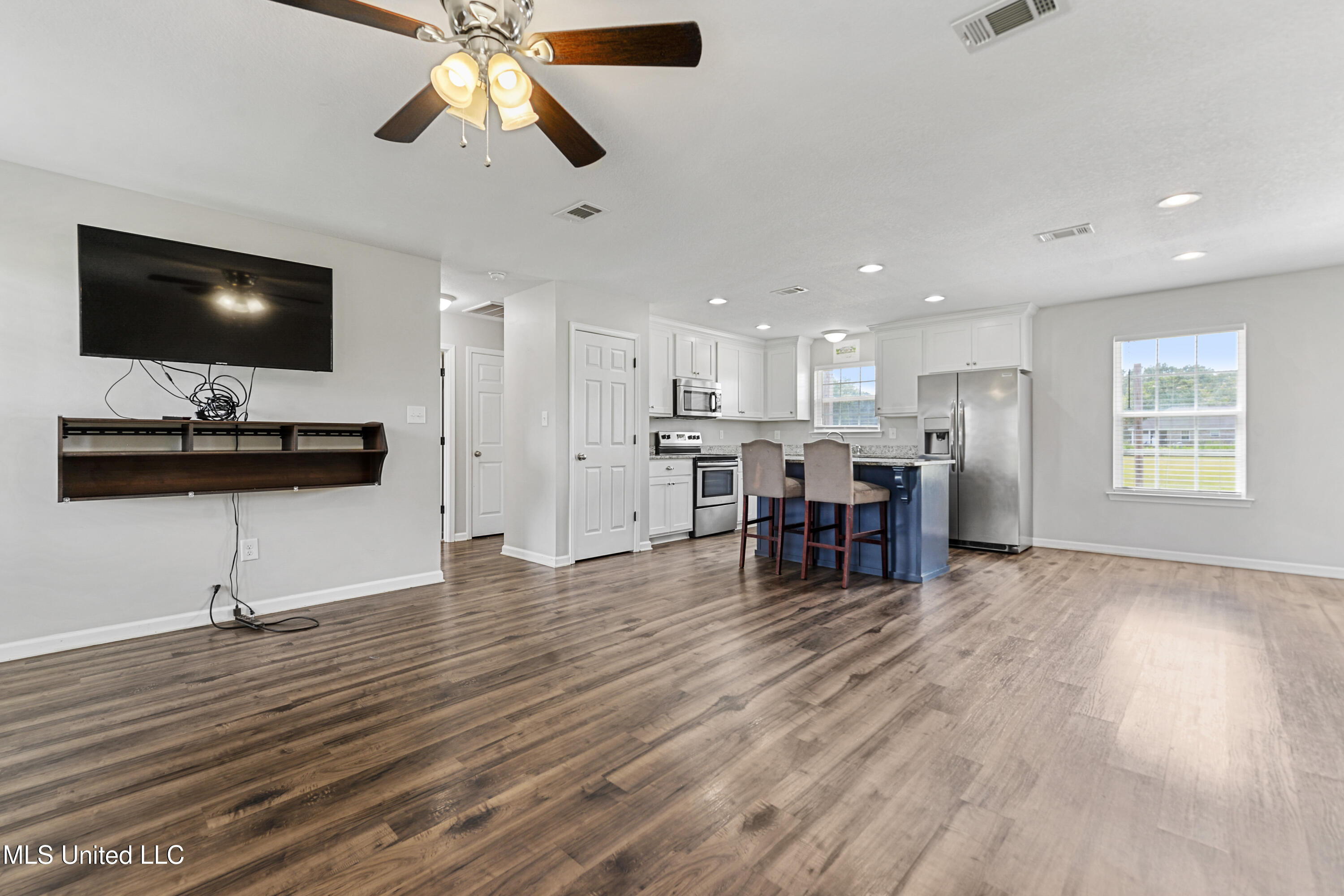 114 Crepemyrtle Lane Lucedale, MS 39452 - Photo 6 of 21 006