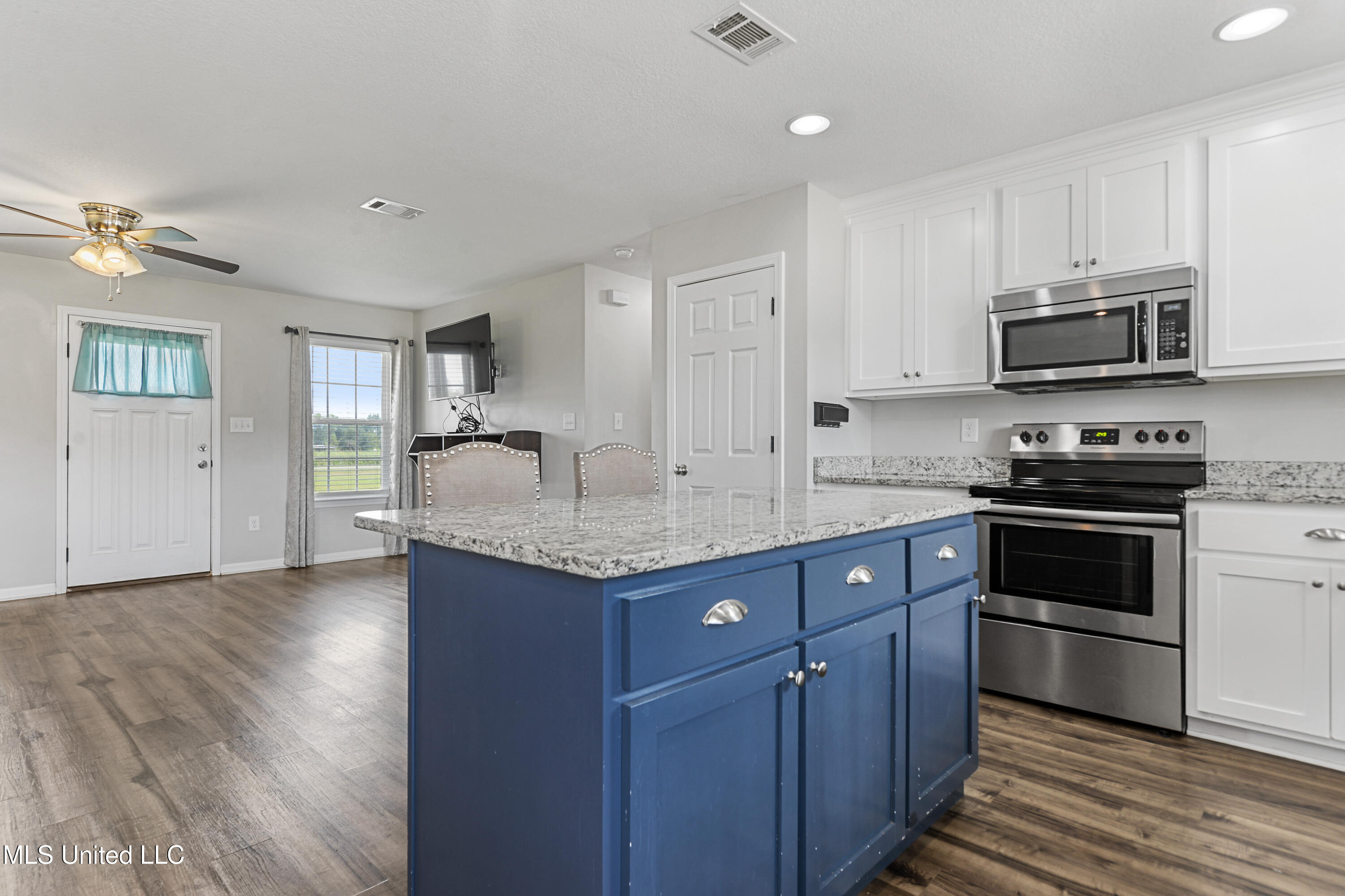 114 Crepemyrtle Lane Lucedale, MS 39452 - Photo 8 of 21 008