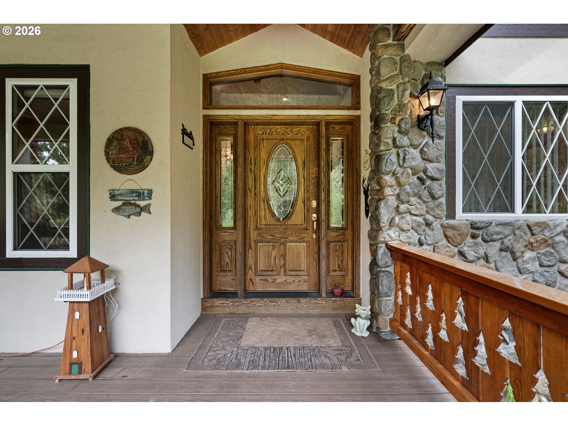 39428 Jasper Lowell Road Lowell, OR 97452 - Photo 7 of 46 Entrance/Foyer