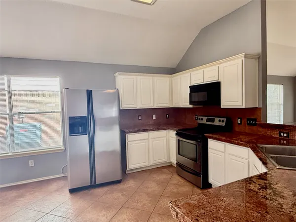 $1,850 | 5218 Hill Timbers Drive, Humble, TX 77346