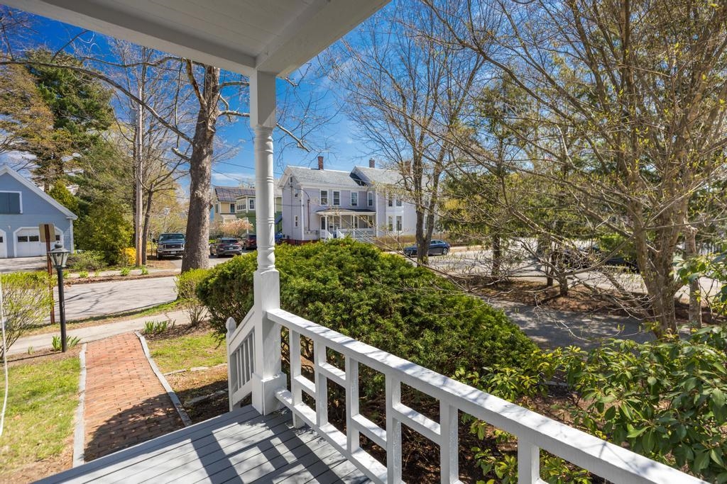 23 Gill Street Exeter, NH 03833 - Photo 8 of 41