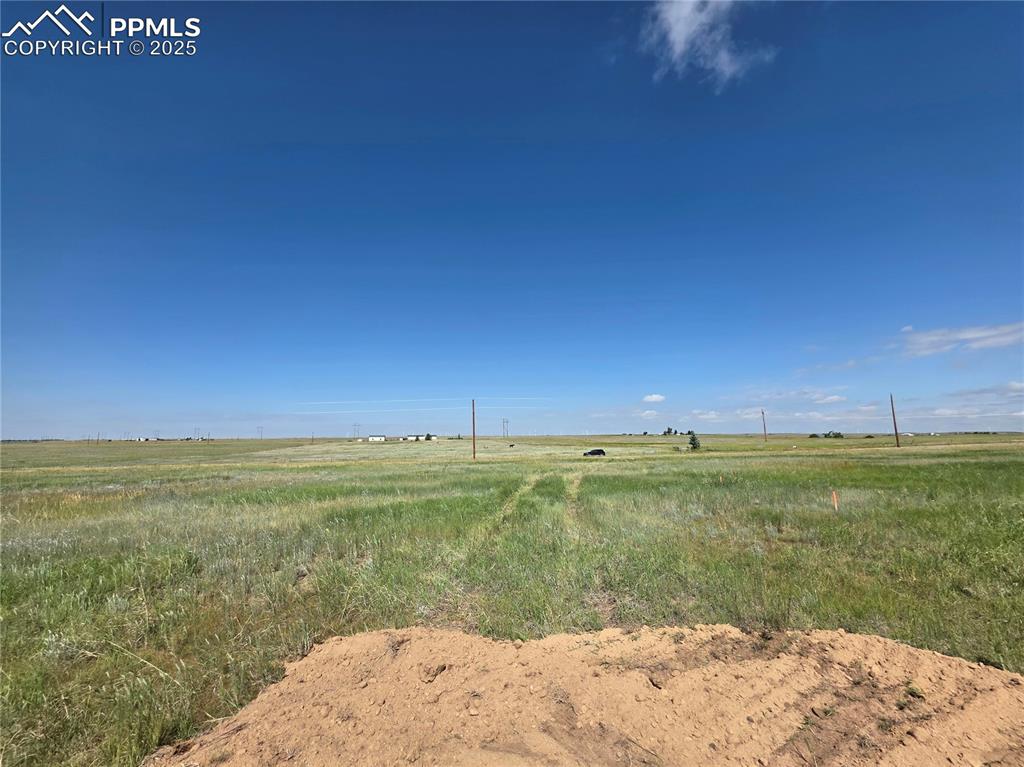 6815 Ramah Highway Yoder, CO 80864 - Photo 28 of 39 a view of a field with an ocean