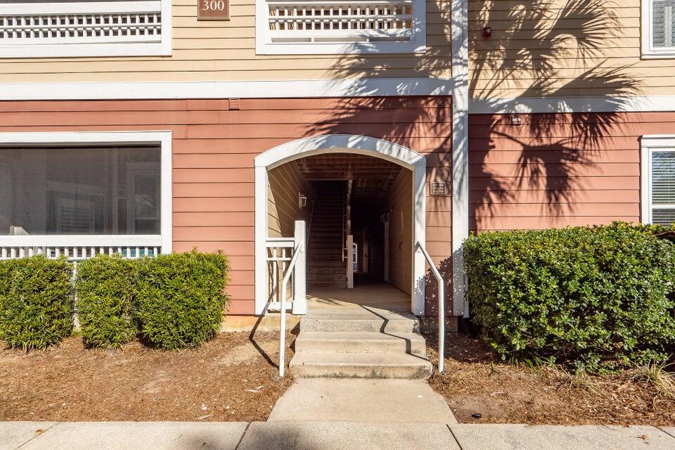 300 Bucksley Lane, Unit 106 Charleston, SC 29492 - Photo 2 of 47 20250205191026347033000000-o