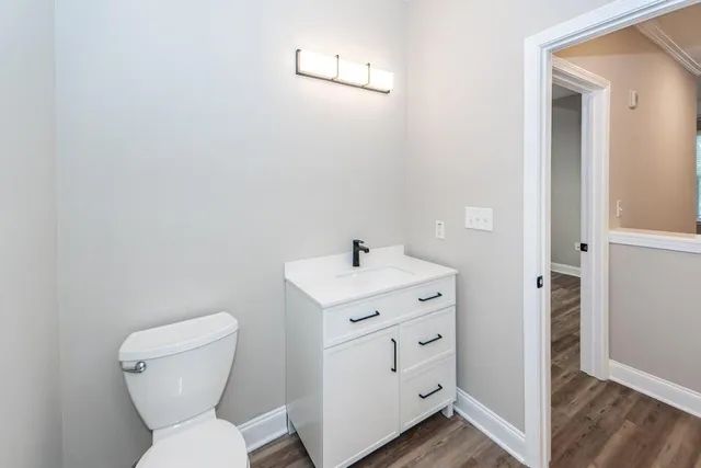 $2,275 | 300 Bucksley Lane, Unit 106, Charleston, SC 29492