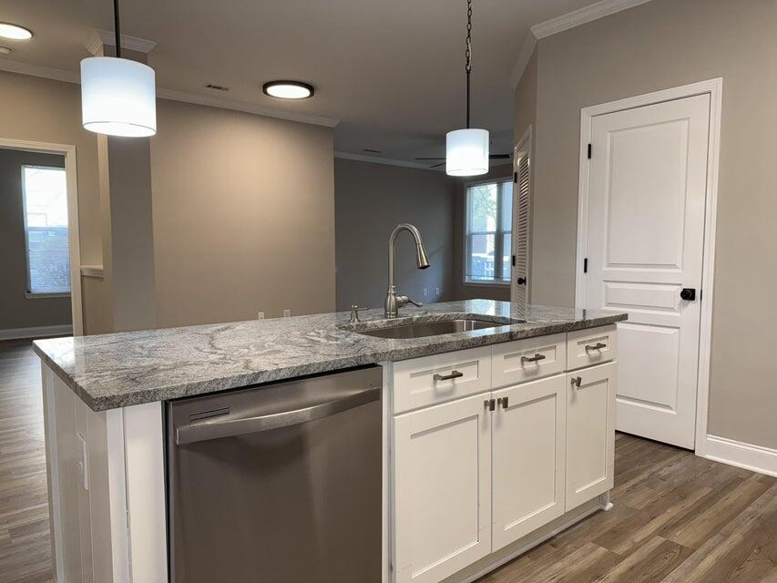 300 Bucksley Lane, Unit 106 Charleston, SC 29492 - Photo 4 of 47 20250207181233146386000000-o